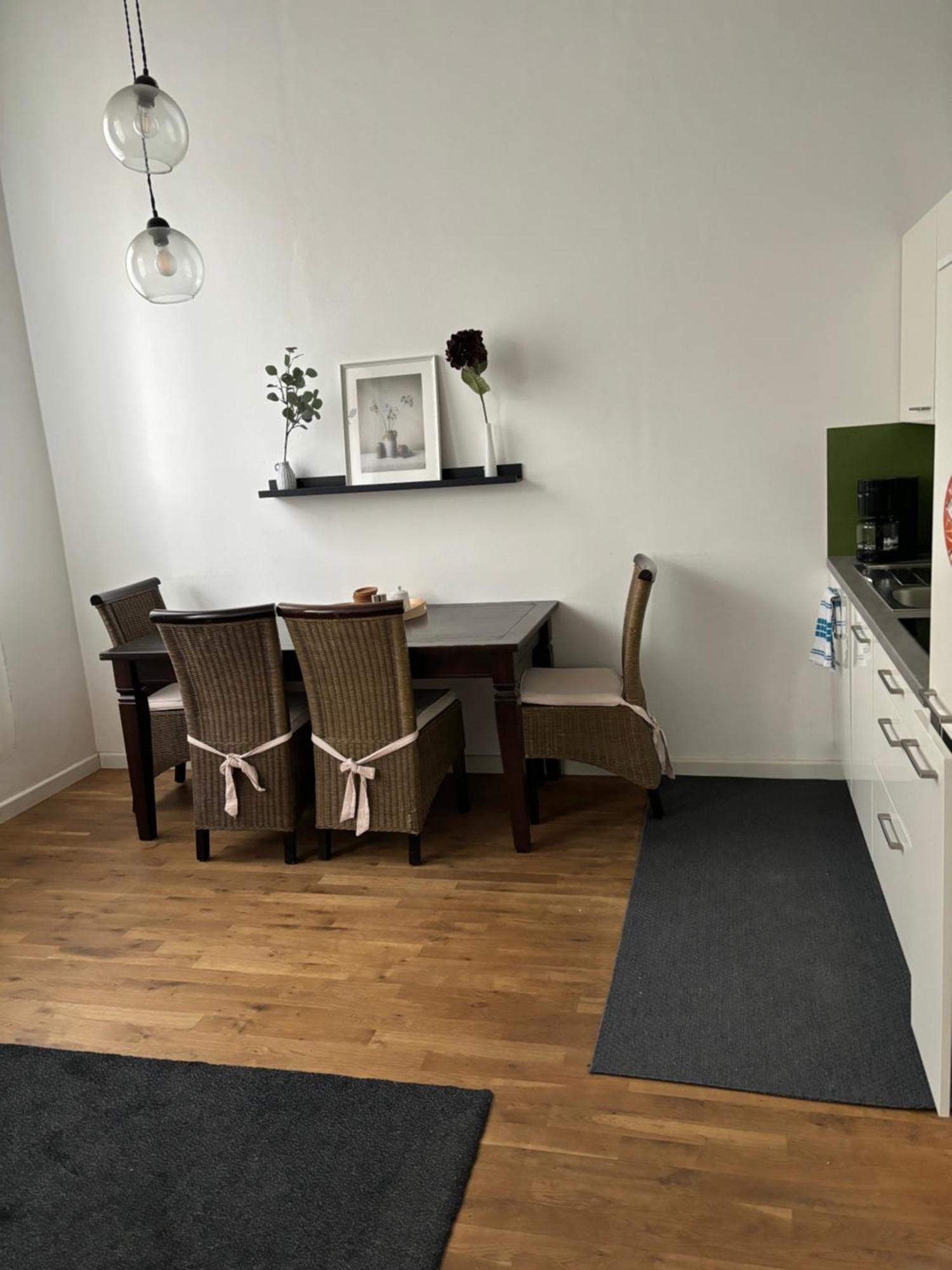 Tolle Zentrale Stadtwohnung In Berlin-weissensee-prenzlauer Berg Berlin