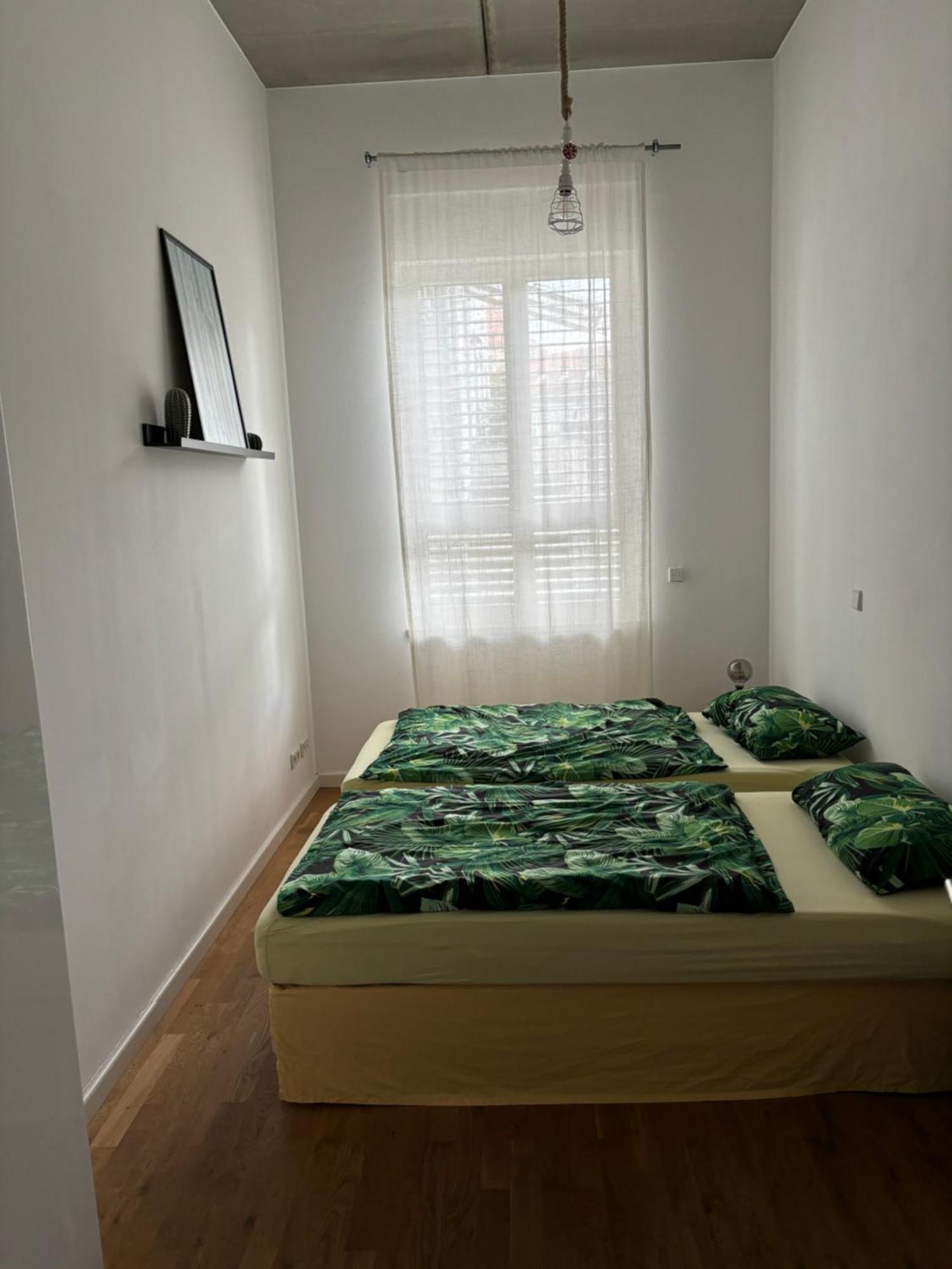 Tolle Zentrale Stadtwohnung In Berlin-weissensee-prenzlauer Berg * Berlin